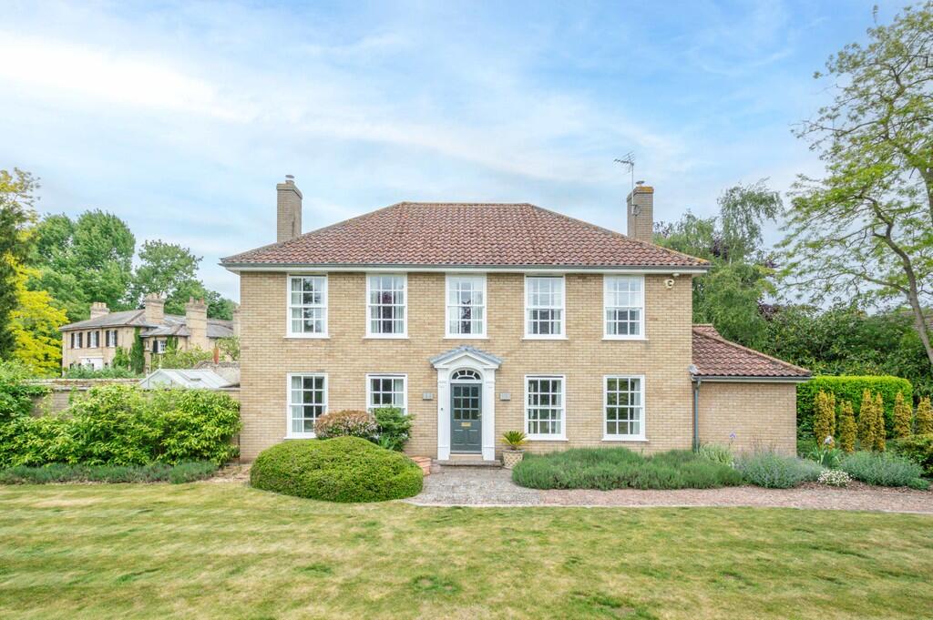 Holly House-02