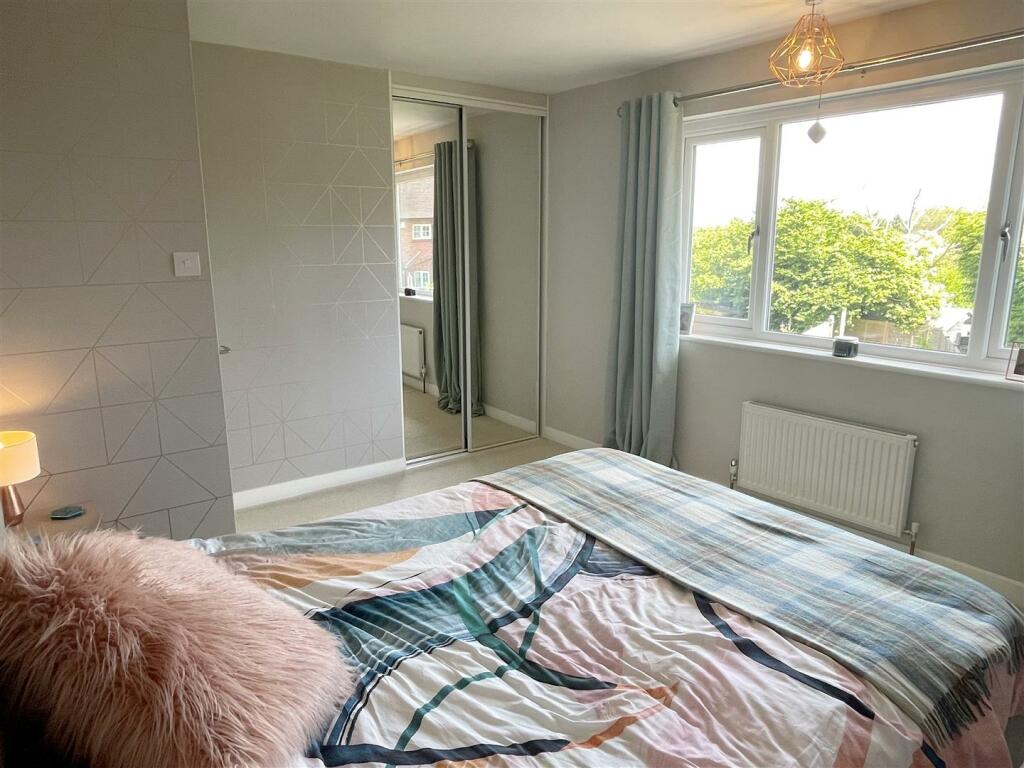 Bed 2a.JPG