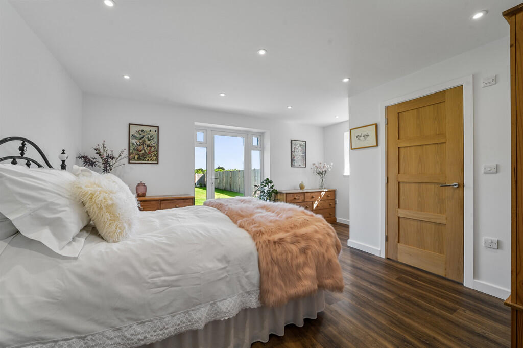 PT-FC(COL)-Hawtho...