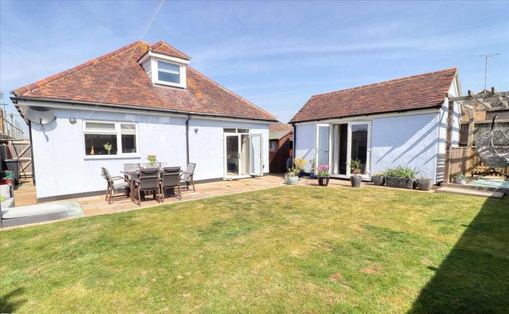 Southerly Rear