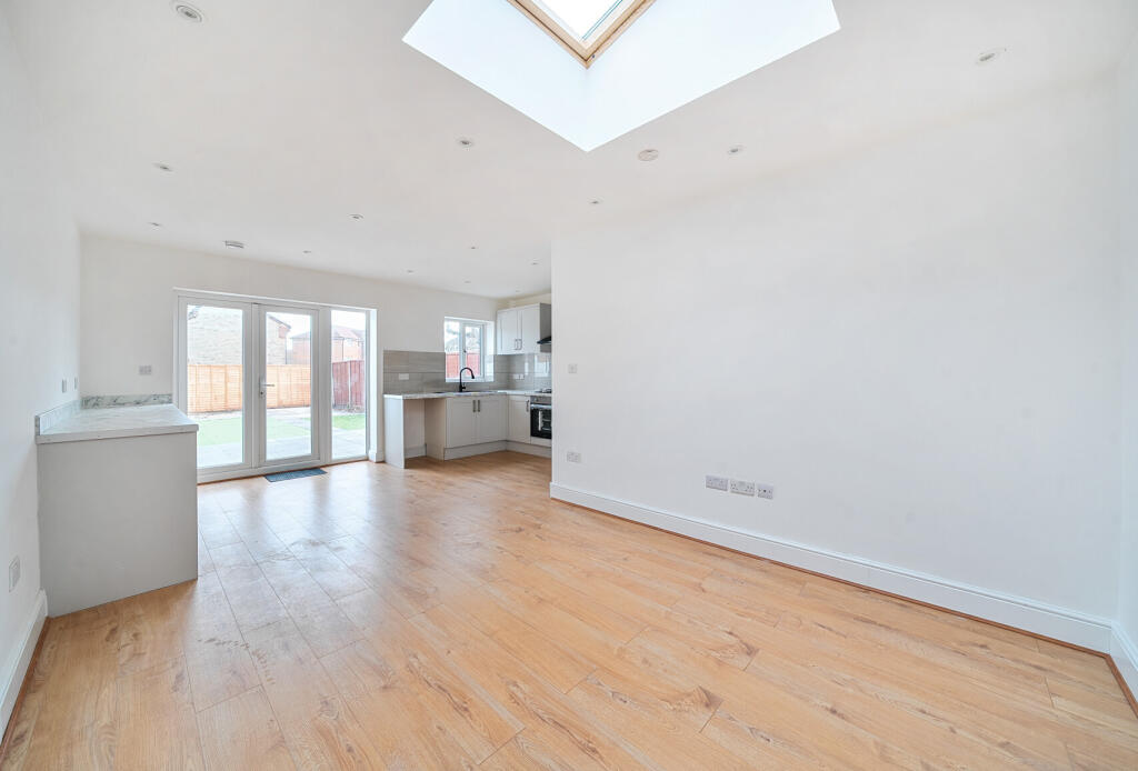 1387703-6-6936adc...