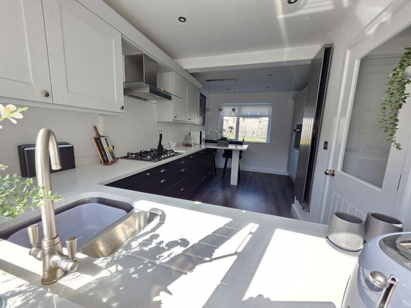 Kitchen Additional Image 