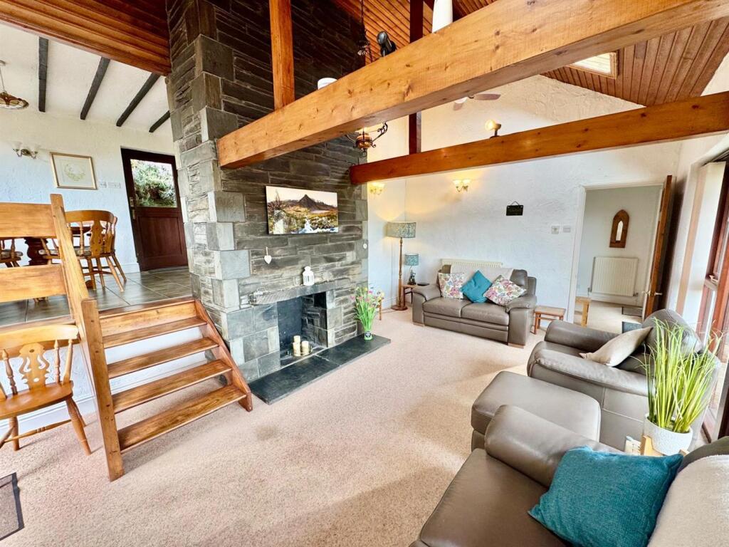 PHOTO-2025-03-10-21-06-15 (12).jpg