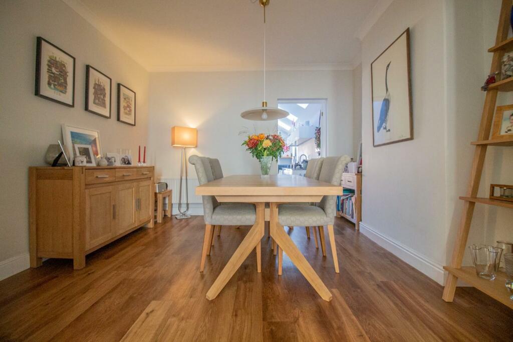 3 Victoria Street [Dining Area] 02.jpg