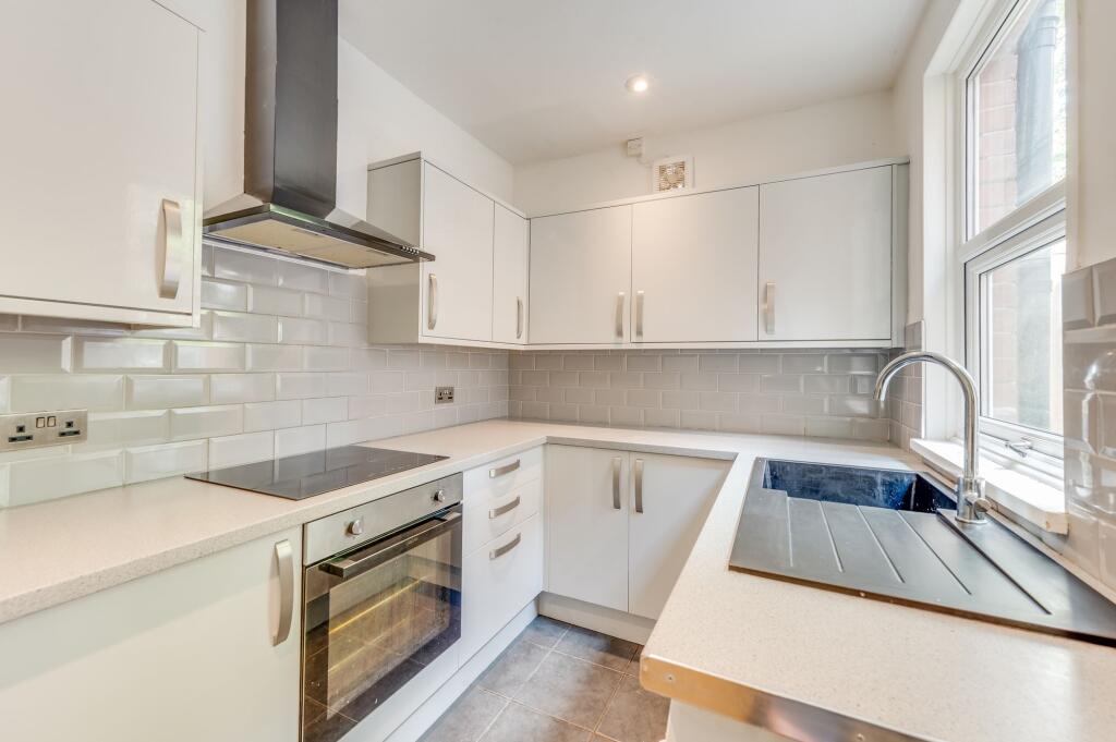 KITCHEN, LIVING ROOM AND DINER