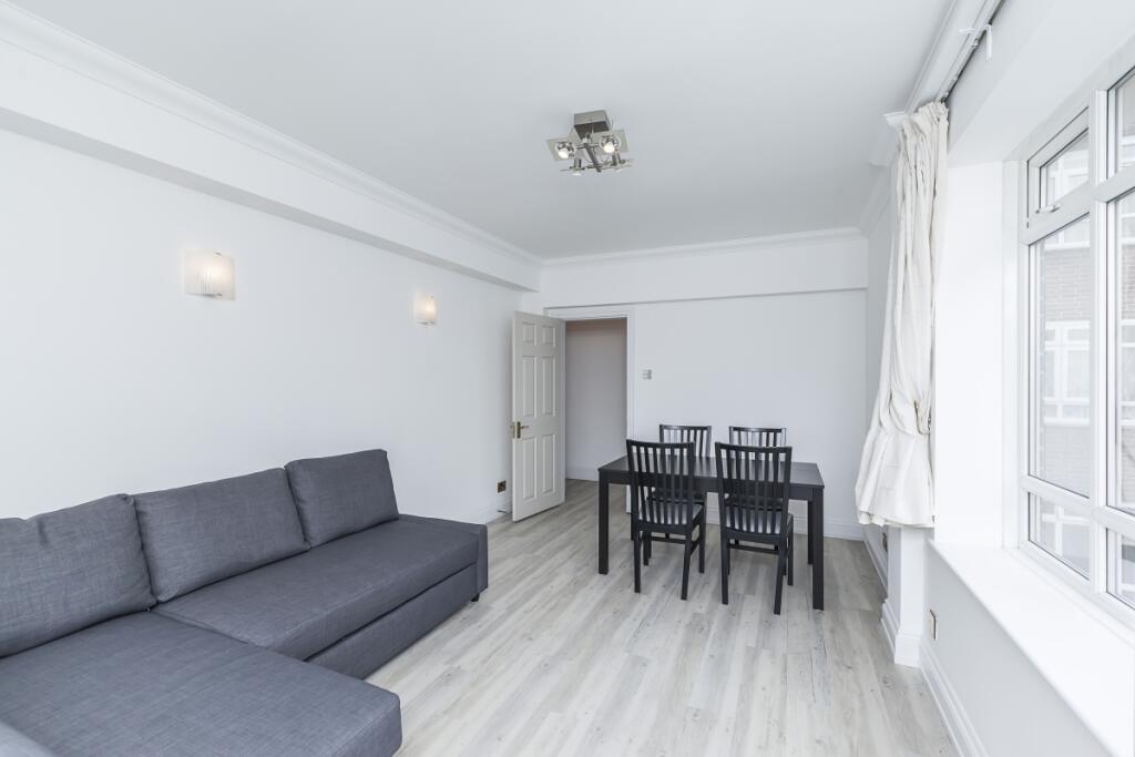 PORTSEA-HALL-007
