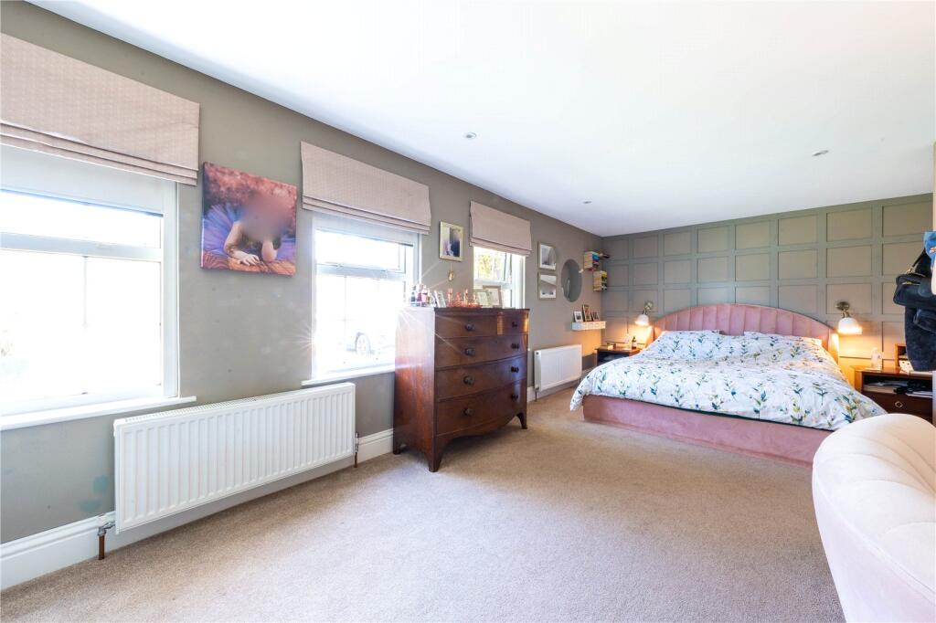 Main Bedroom