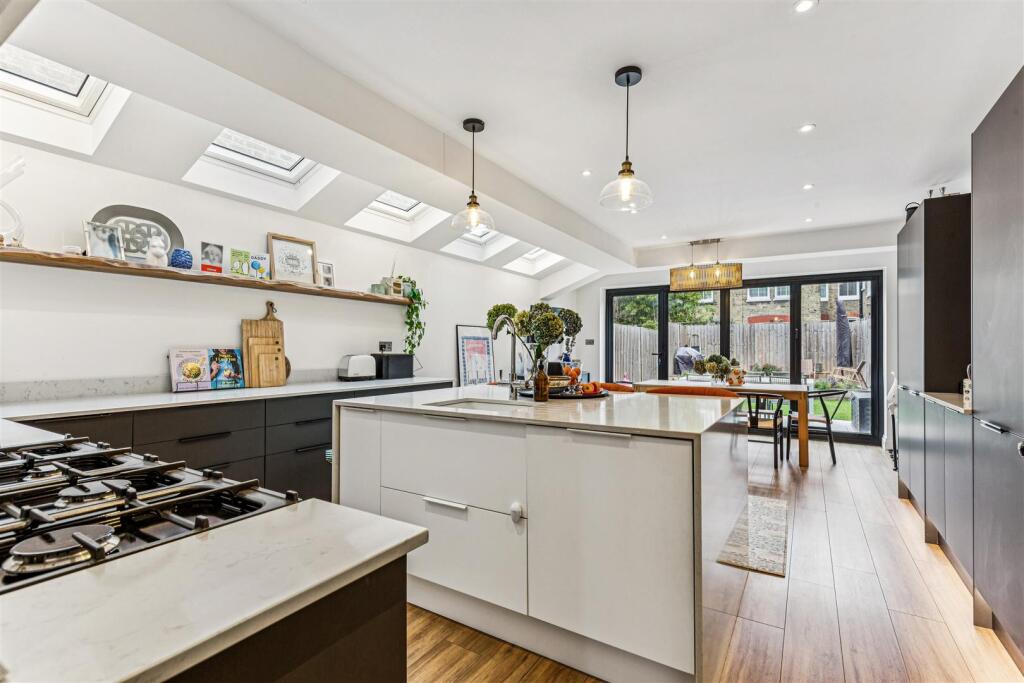 Kingswood Road, W4 - FOR SALE
