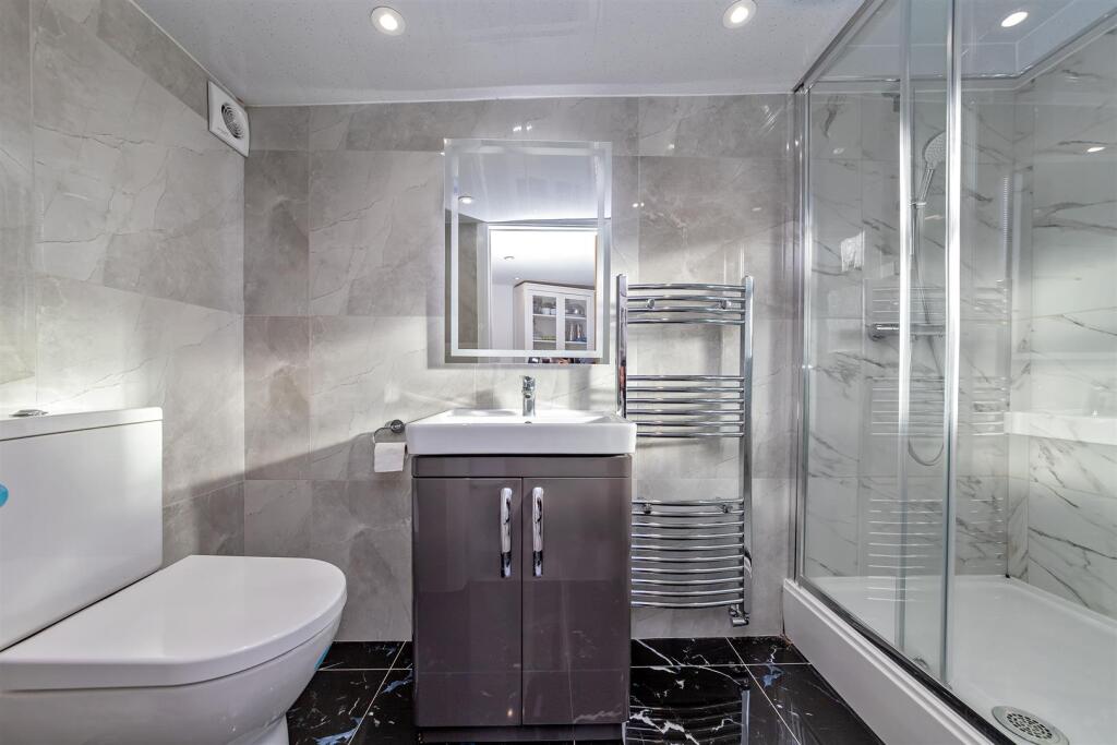 10BirchwoodWay-26.jpg