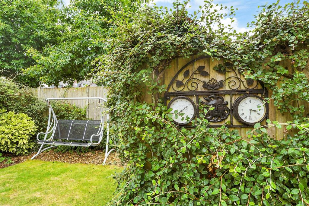 External Lifestyle Photograph