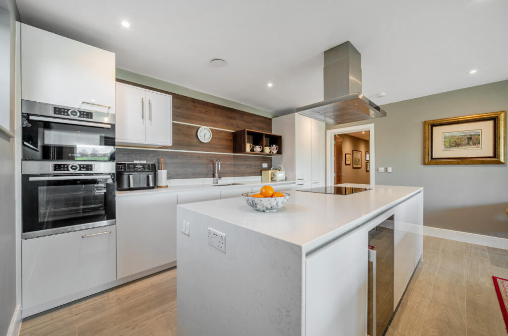 1385020-22-692712...