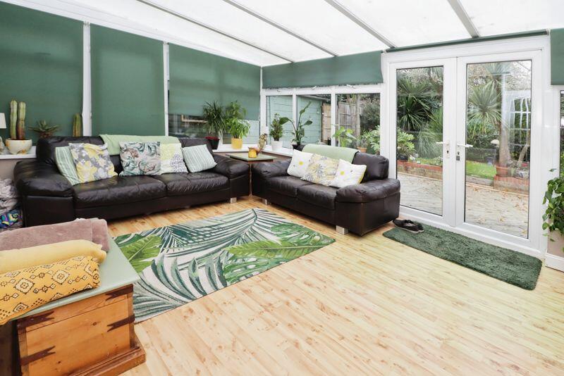 BARN HALL AVENUE