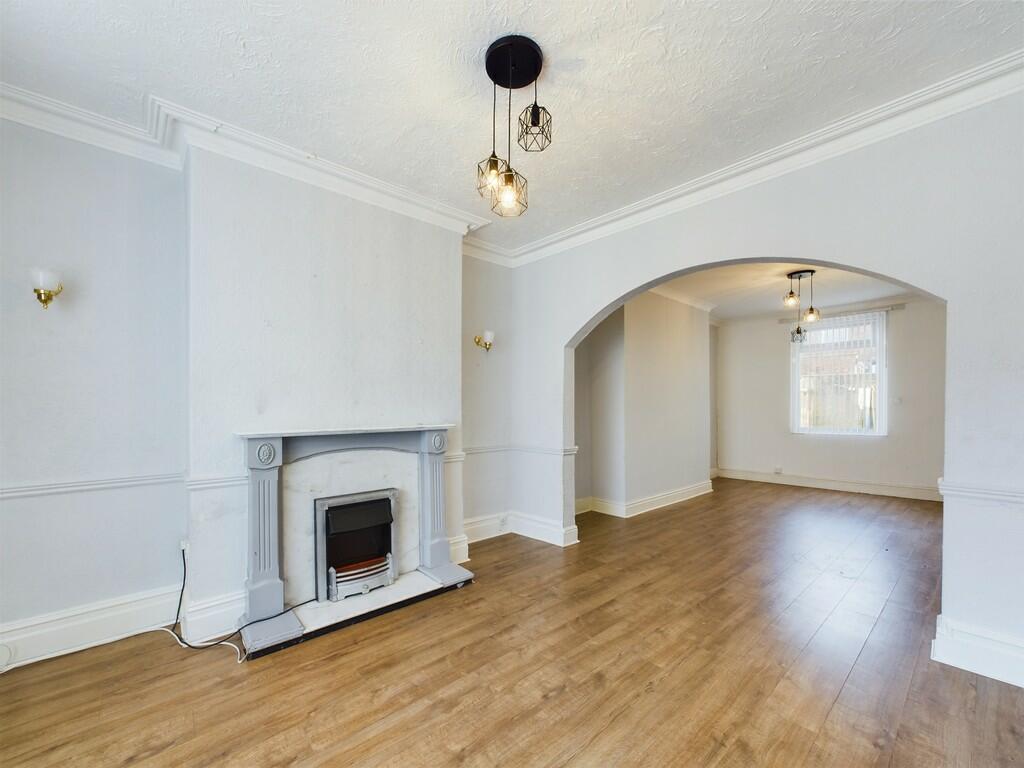 CAM01835G0-PR0116...