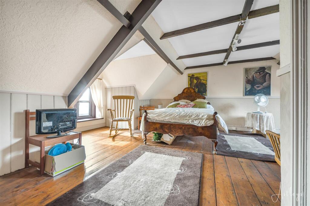 Attic bedroom