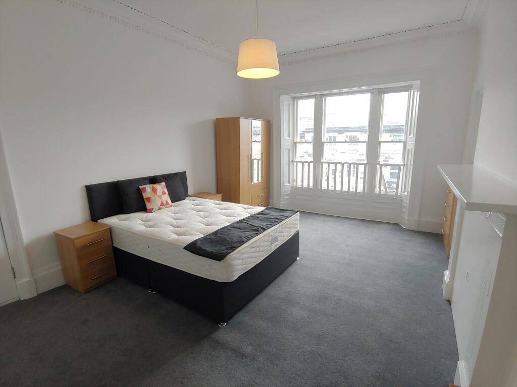 12_15936896522967.jp