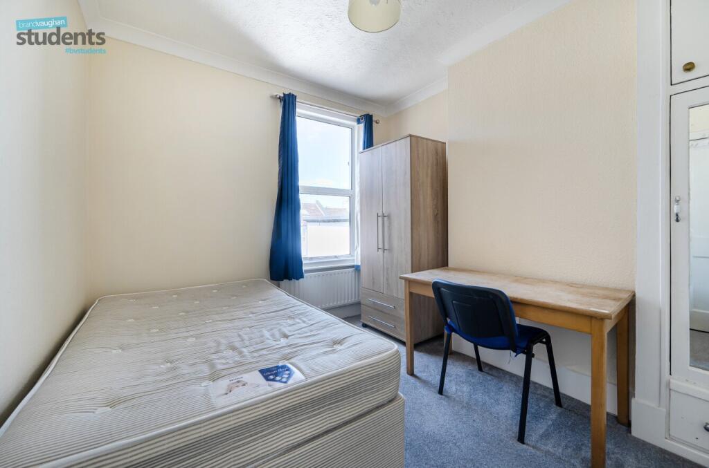 348b7db2-cd3f-419...