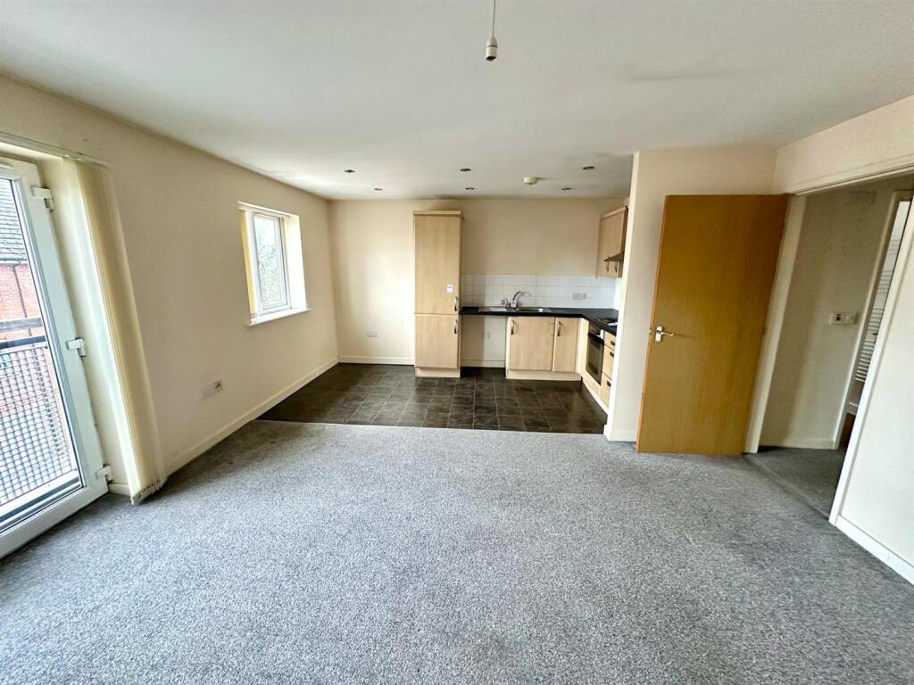 WhatsApp Image 2025-03-12 at 11.26.09_72516c18.jpg