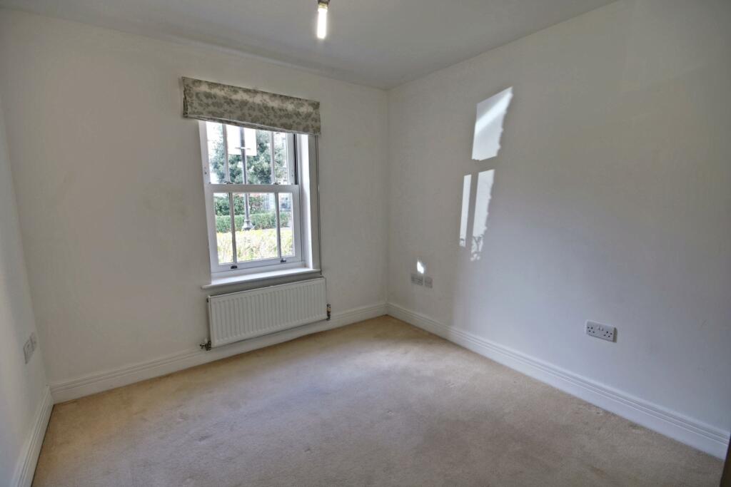 3 Holford Way - Bedroom 2-window