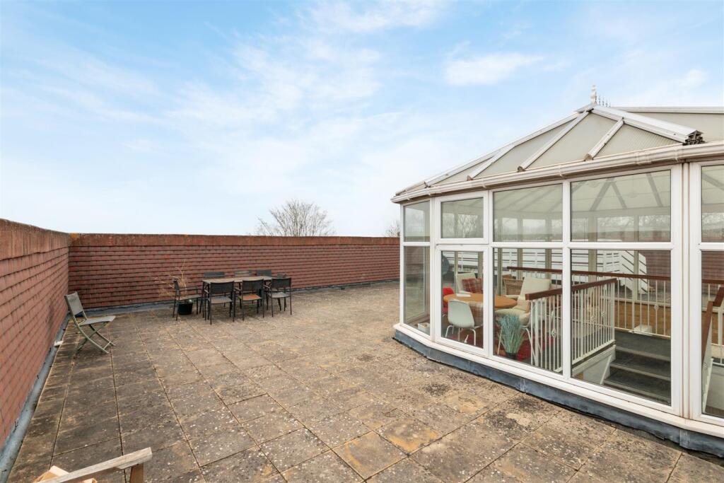Roof Terrace