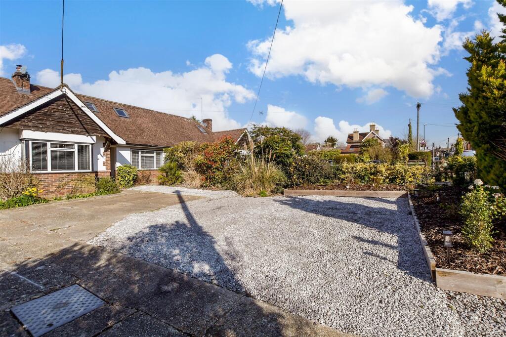 Driveway/Parking
