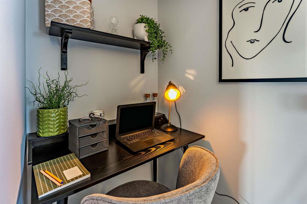 8495931-interior16-800.jpg