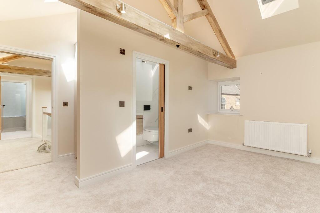 Bedroom 2.jpg