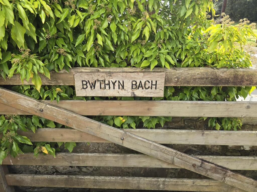 WhatsApp Image 2025-10-08 at 12.15.36_8bec3e00.jpg