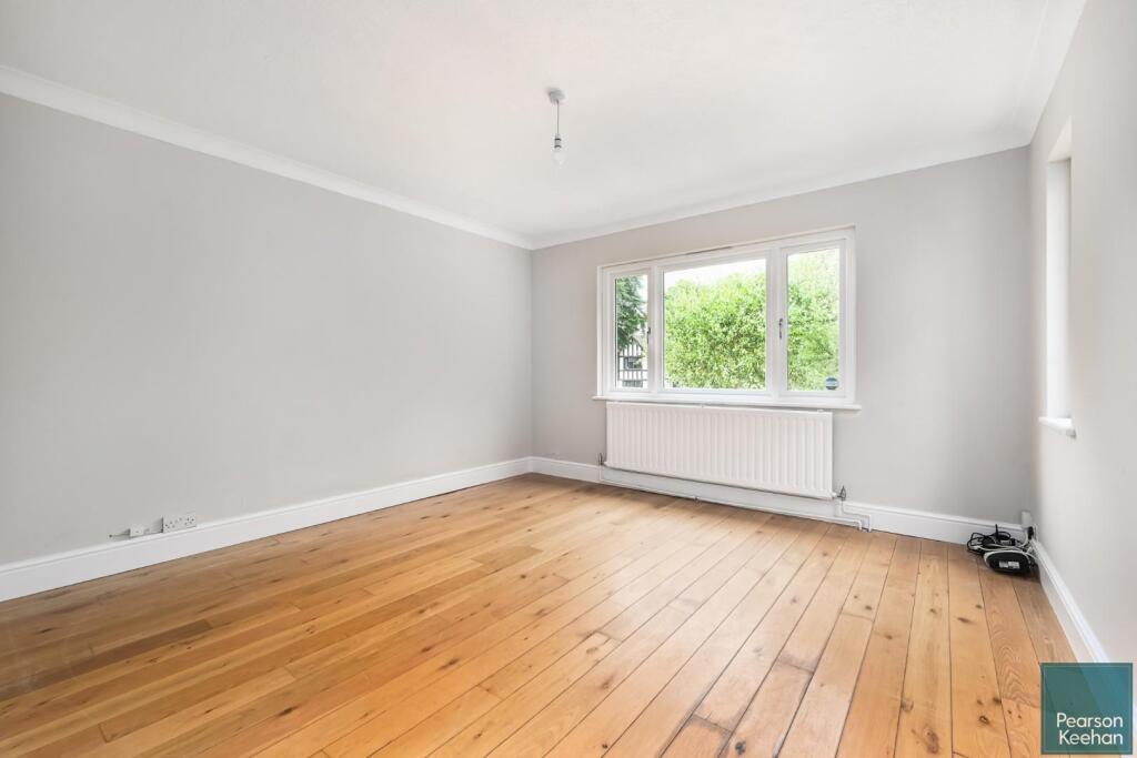 31-woodland-drive-bn3 (6)  .jpg