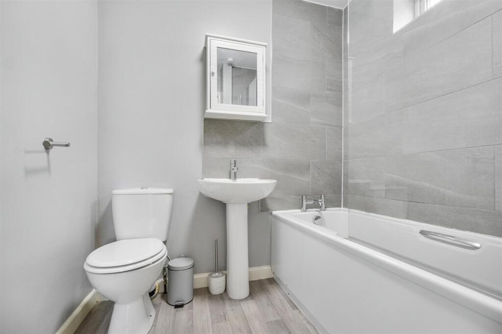 Bathroom.jpeg