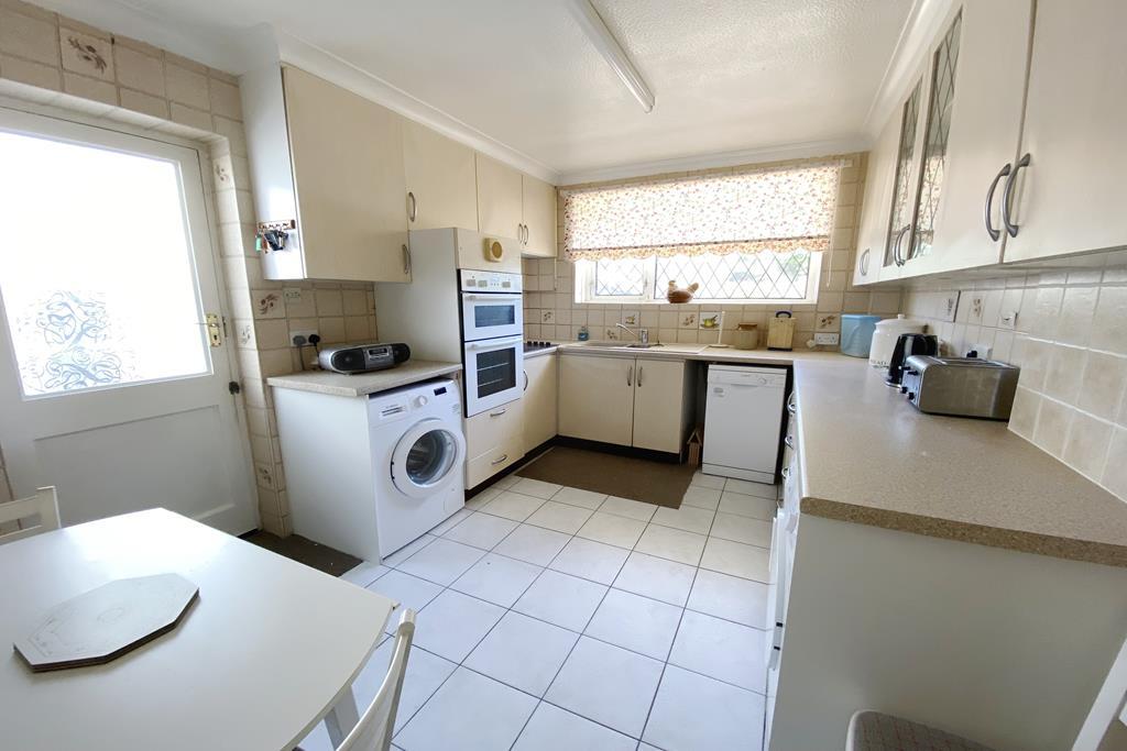 Kitchen/Breakfast Rm