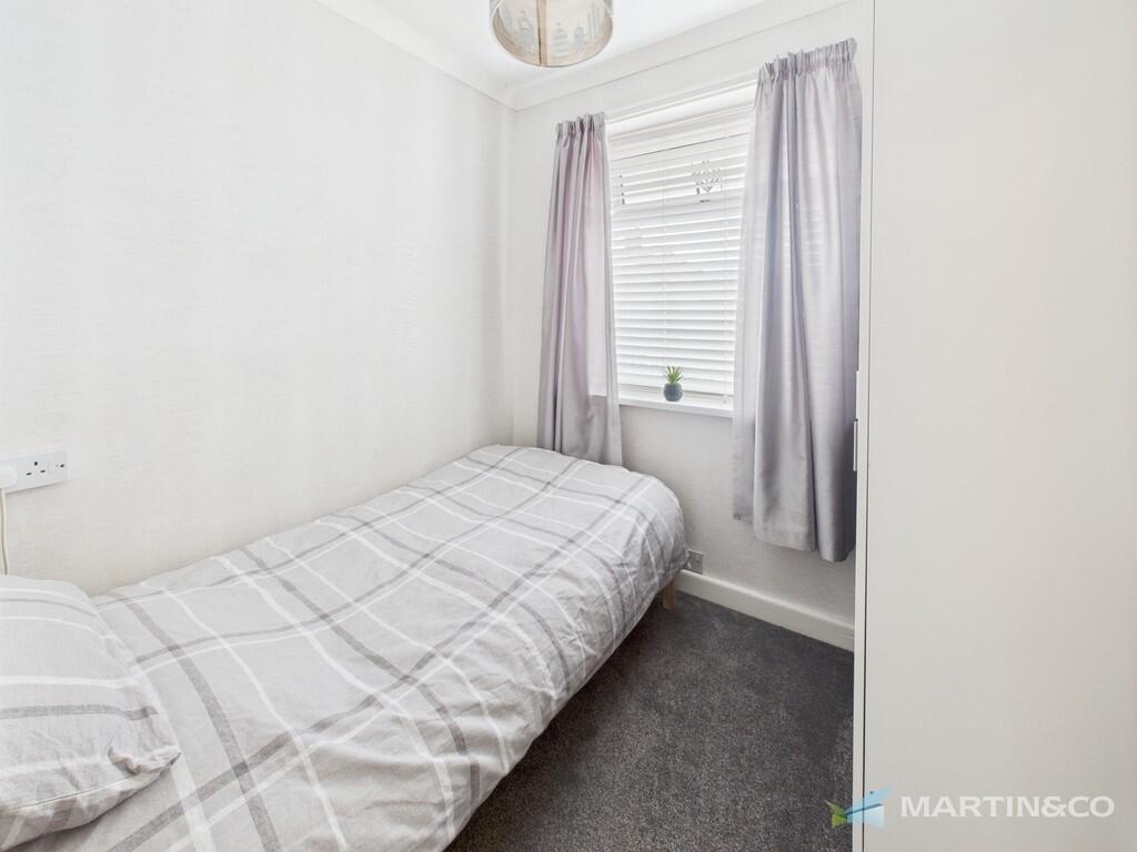 CAM02318G0-PR0484...