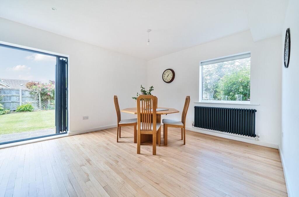 Open Plan Kitchen Breakfast/Dining Room