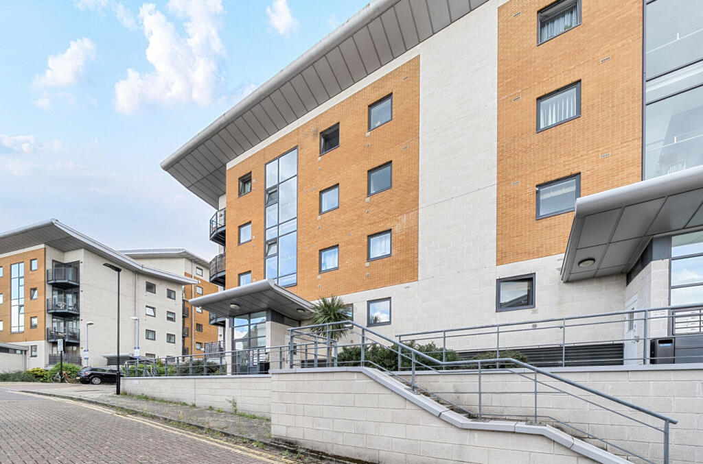 1353291-18-68c2c8...