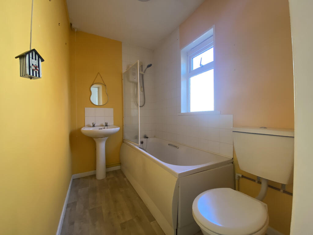 carisbrooke bathroom 