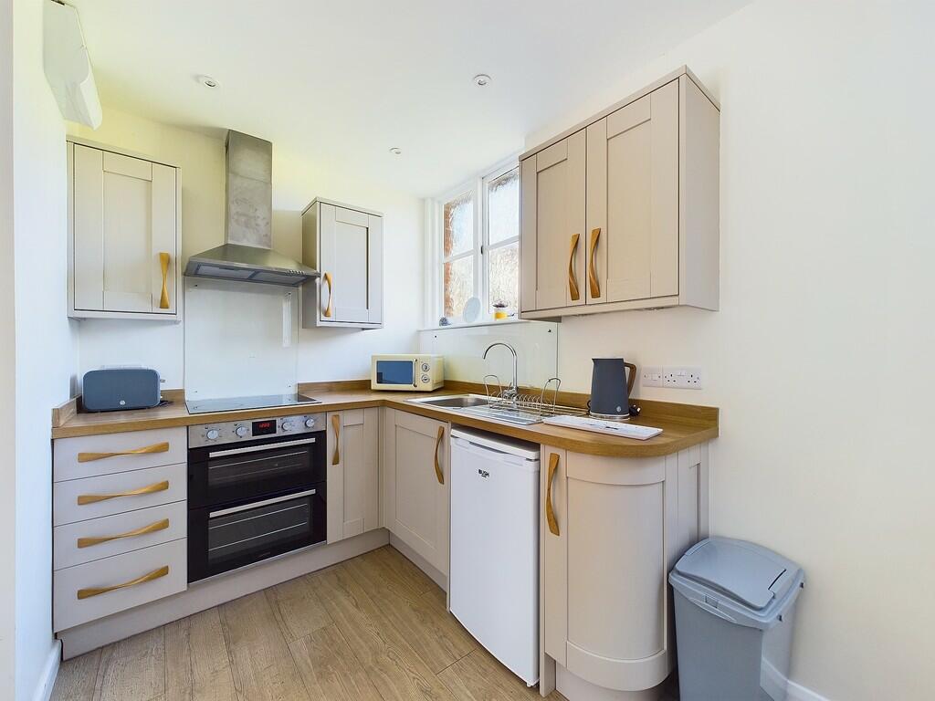 CAM03522G0-PR0063...