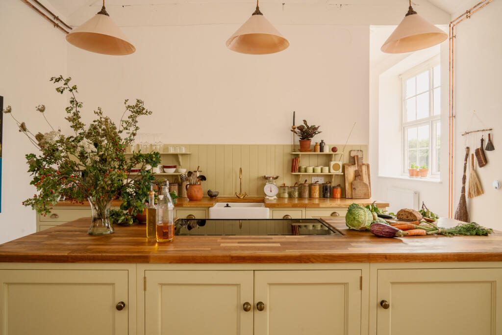 303229 - _A742330-HDR.jpg