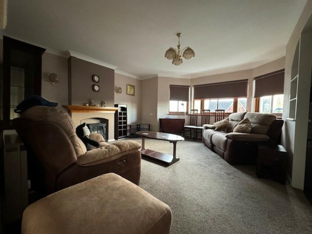 Kingsmeade Living...