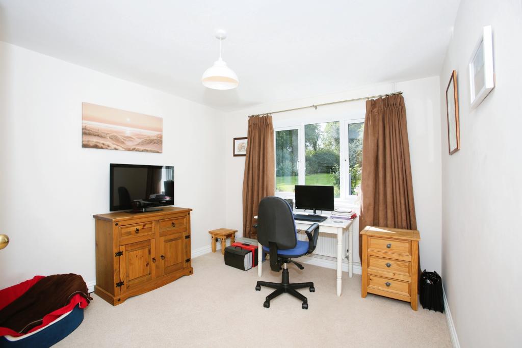 Bedroom Three/Study