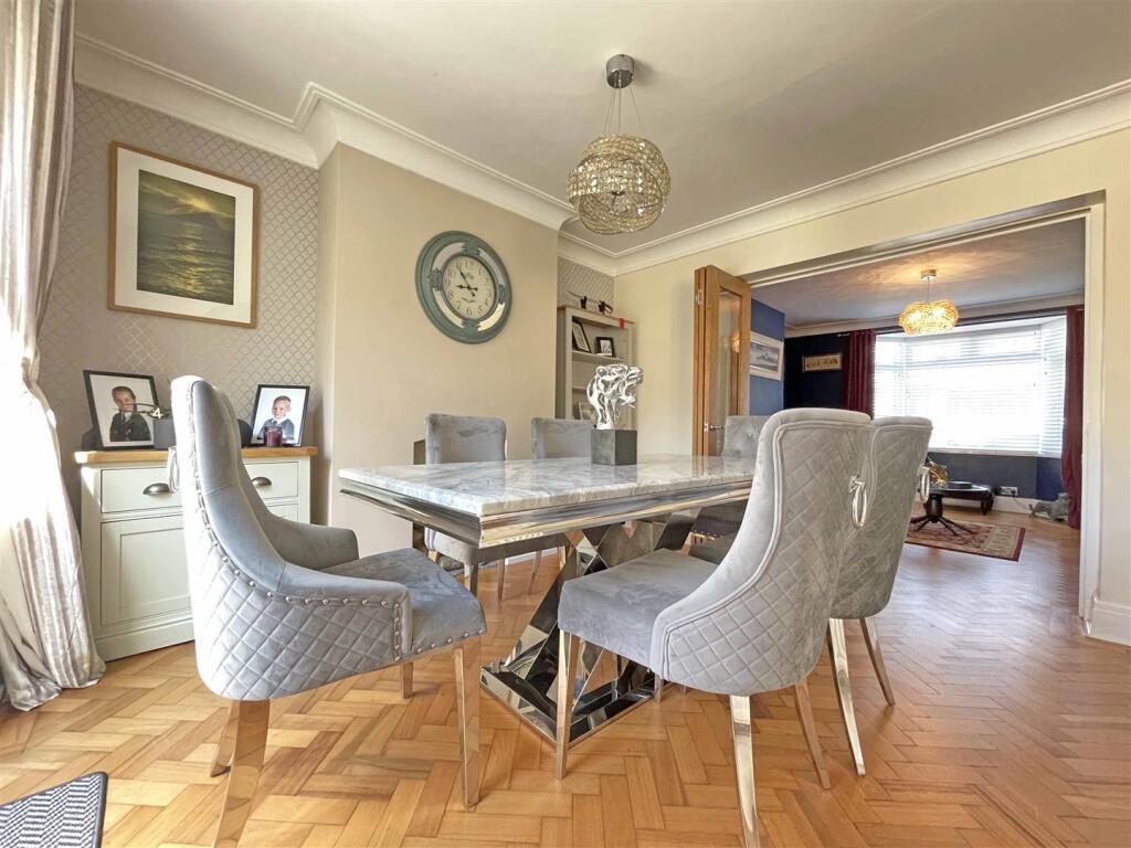 Great Berry Road 52 - Dining Room.jpg