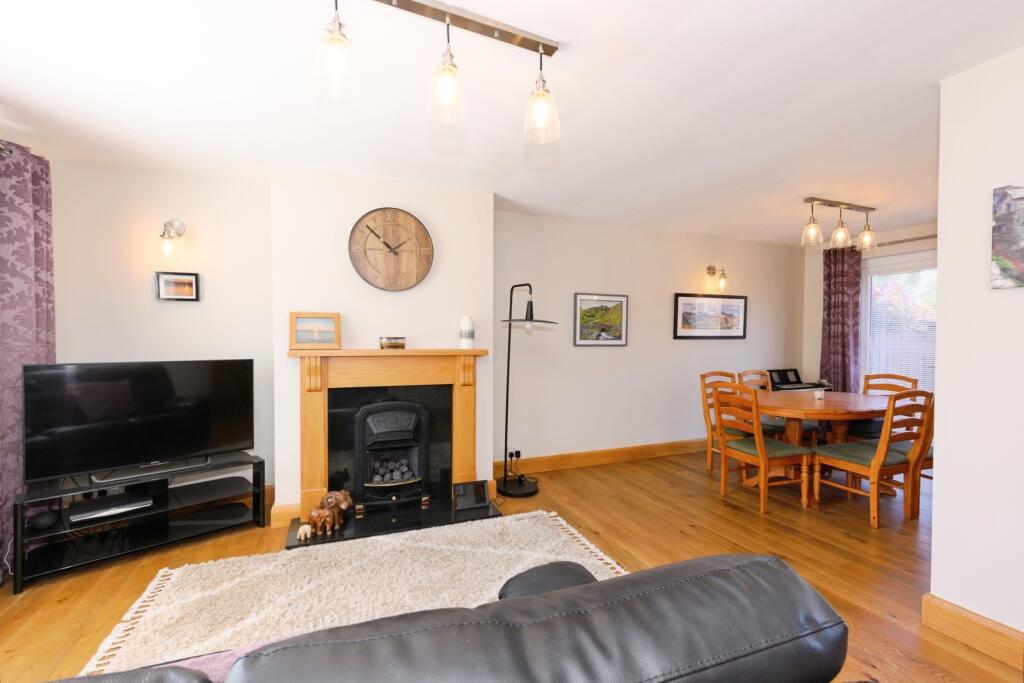 Living/Dining Room