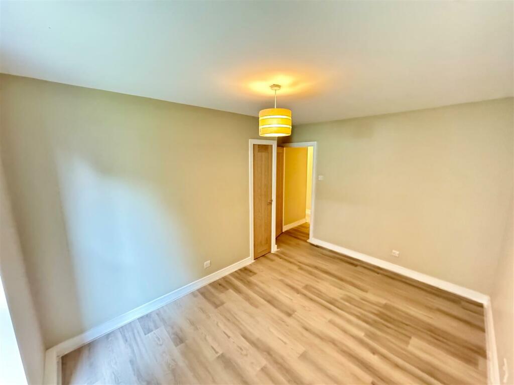 Bedroom2.jpg