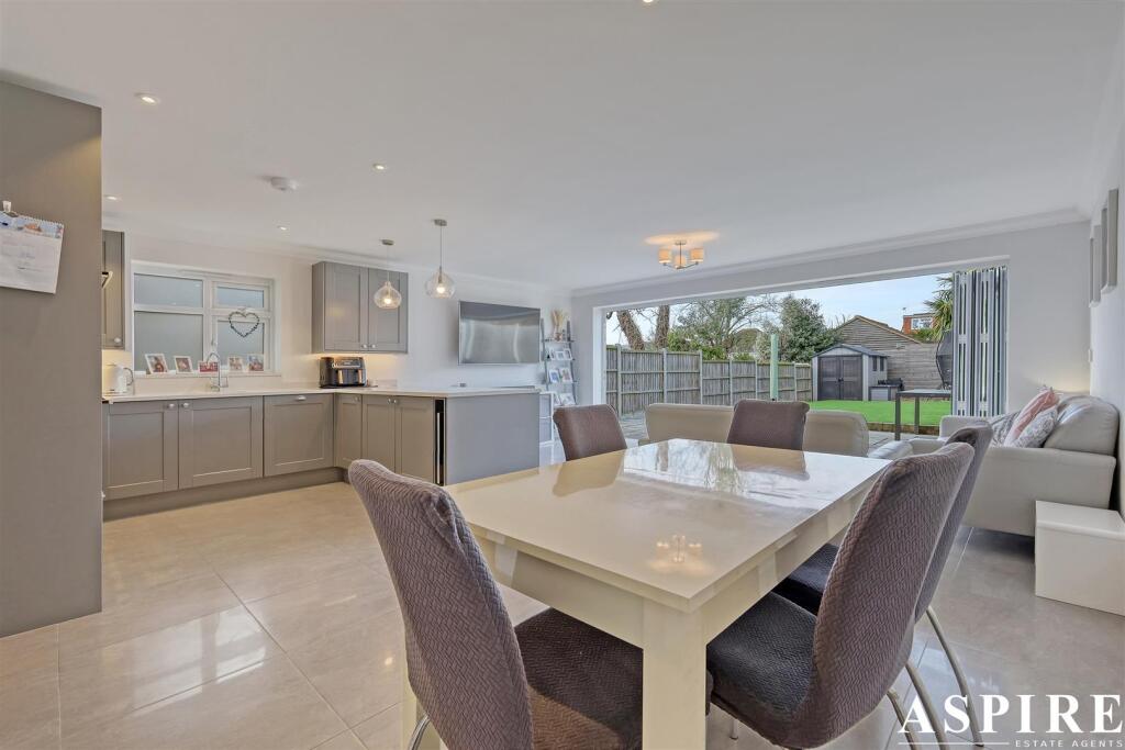 img_2589_35 copy 2.jpg