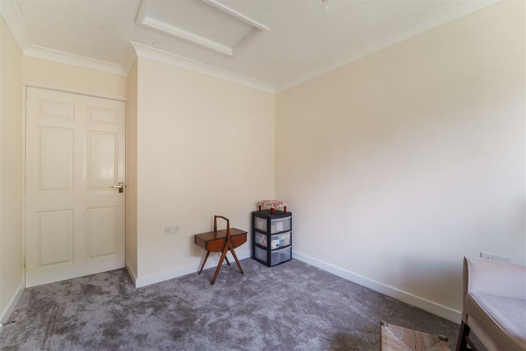 OAKMEAD GREEN (13).jpg