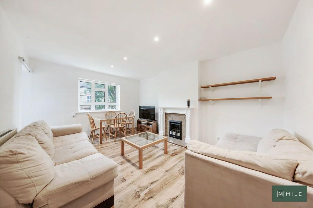 18 Kelfield Court...