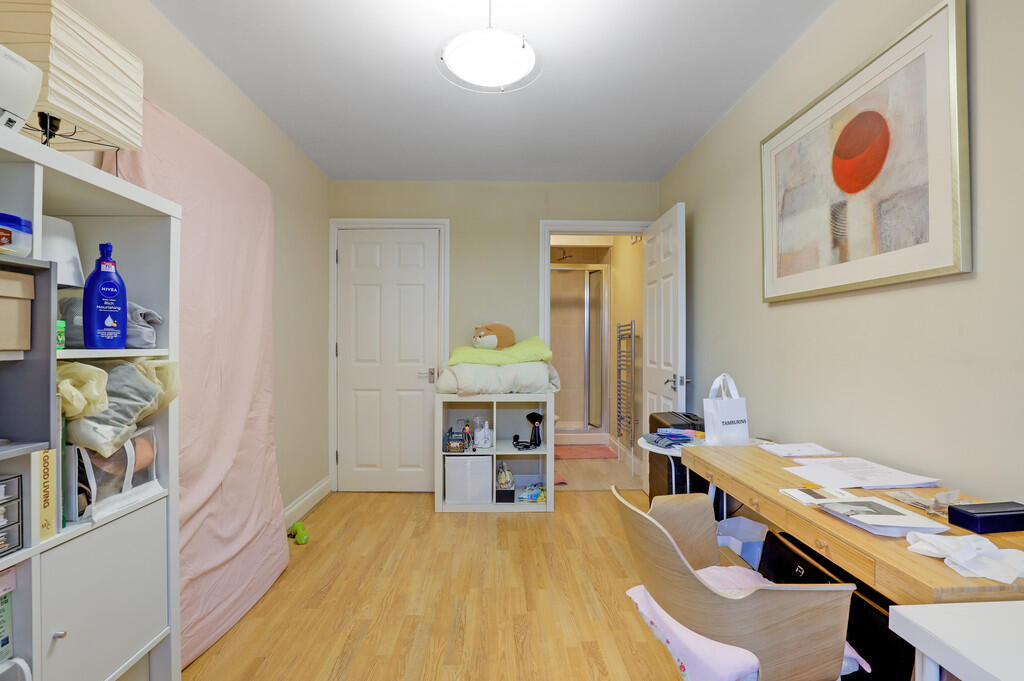 13-5eb7JHMCK - Fl...