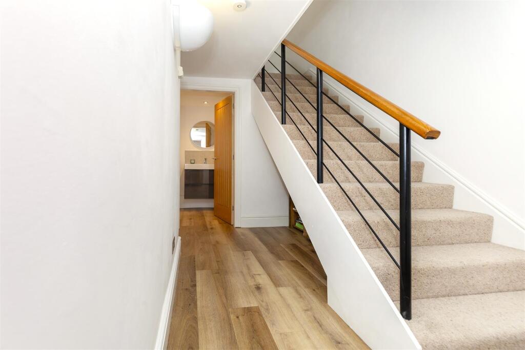 Farnley House - Farnley Tyas (27.).jpg