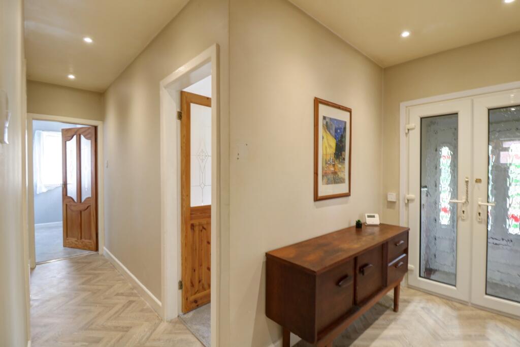 Entrance Hallway 1.2