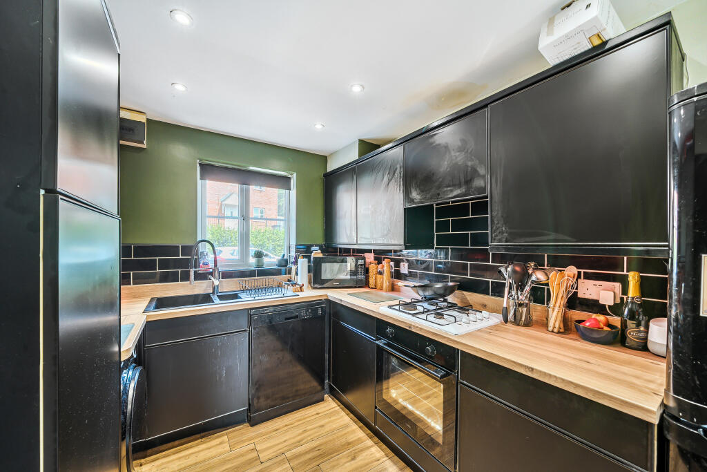 132827396893a07e64c02