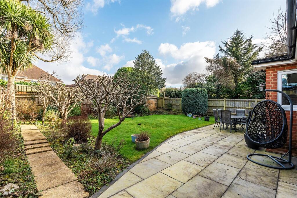 23-Oldfield-Gardens-19.jpg
