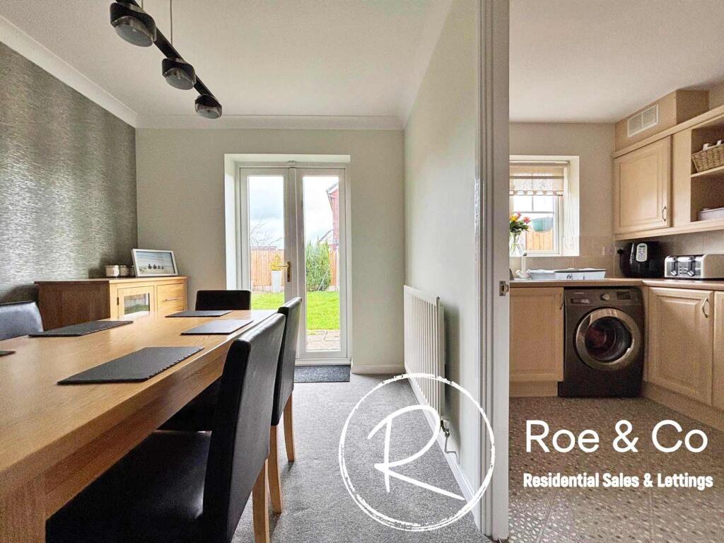 Dining room/kitchen